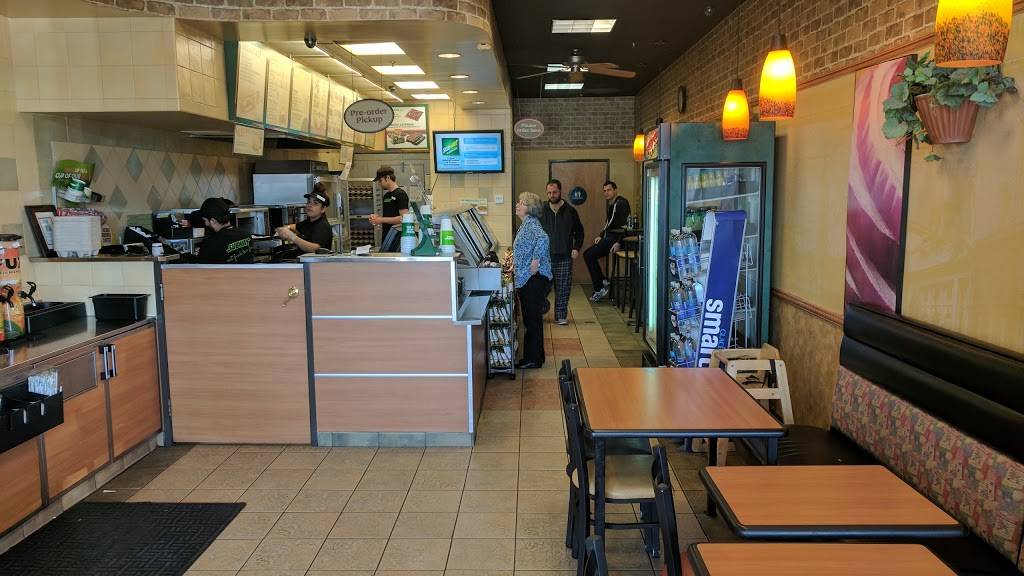 Subway Restaurants | restaurant | 415 N Pacific Coast Hwy Ste 104, Redondo Beach, CA 90277, USA | 3103760174 OR +1 310-376-0174