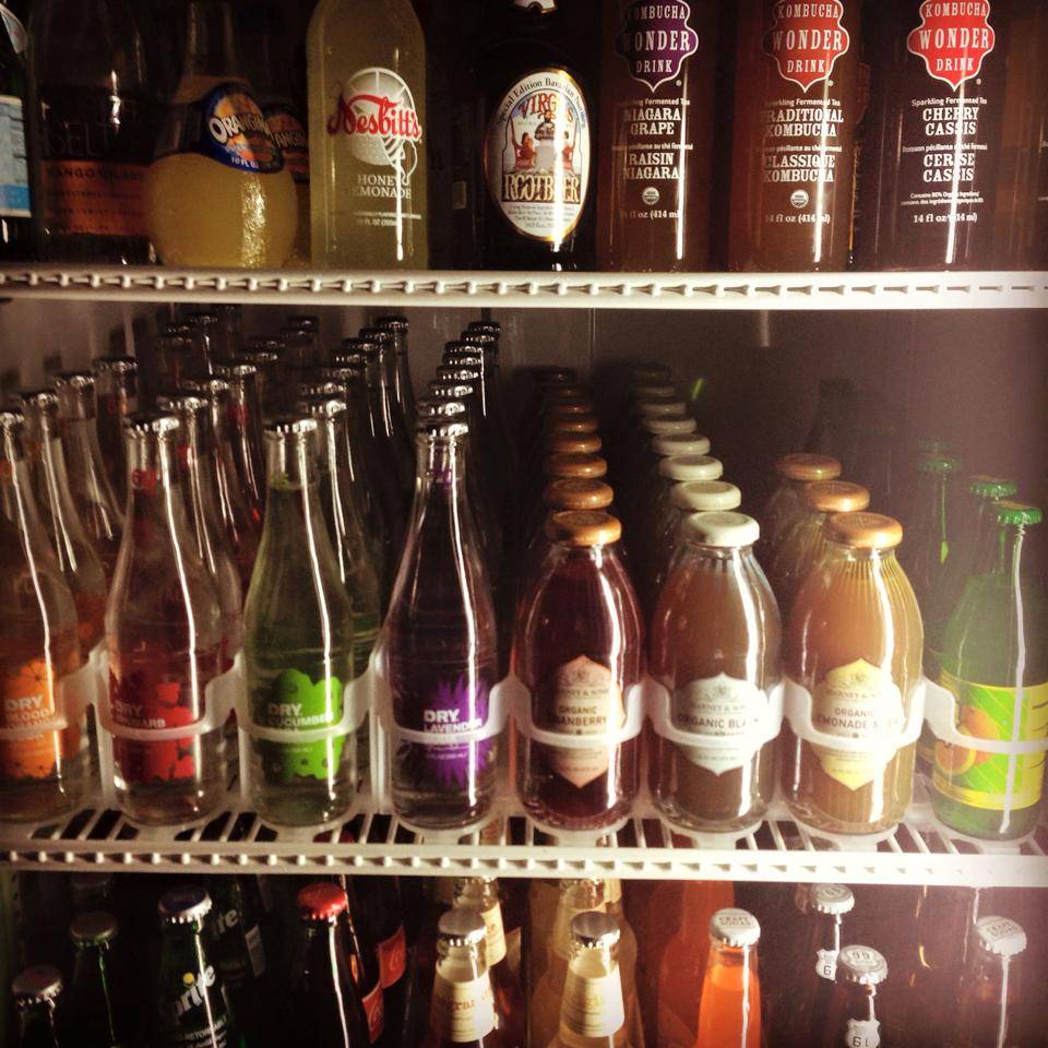 Cinnamons Bakery & Sandwich Shoppe | bakery | 1350 CA-2 #2, Wrightwood, CA 92397, USA | 7602495588 OR +1 760-249-5588