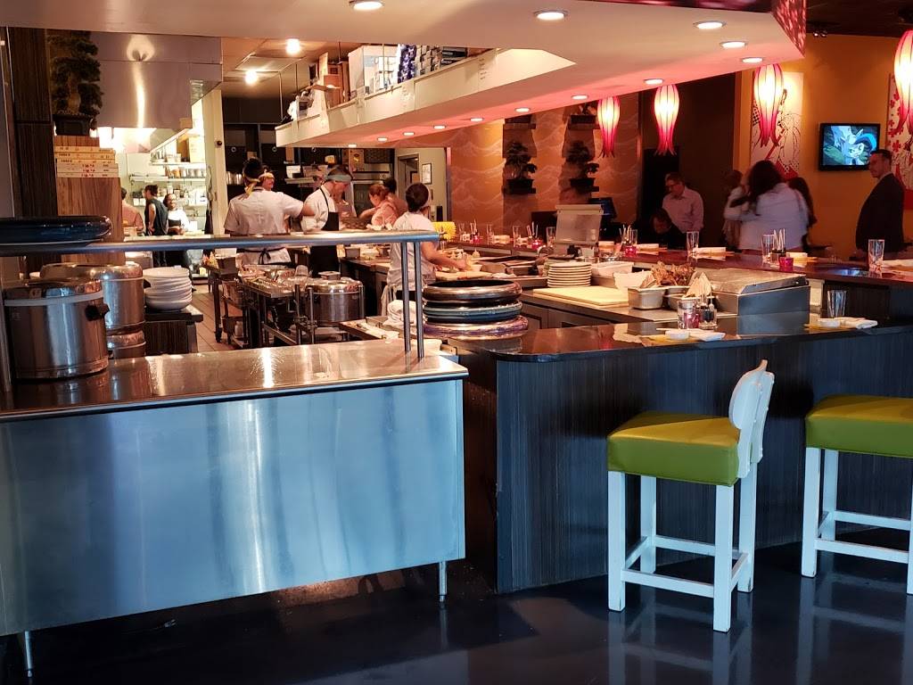 Sushi Pop Restaurant | restaurant | 310 W Mitchell Hammock Rd, Oviedo, FL 32765, USA | 4075425975 OR +1 407-542-5975