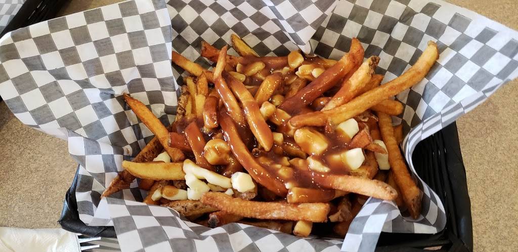 Ricks Cookhouse | restaurant | 540 Davis Dr, Newmarket, ON L3Y 2P3, Canada | 9052358808 OR +1 905-235-8808