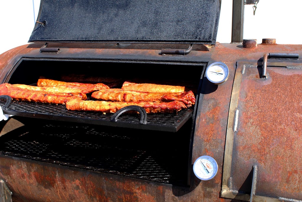 Tropical Smokehouse | restaurant | 3815 S Dixie Hwy, West Palm Beach, FL 33405, USA | 5613232573 OR +1 561-323-2573