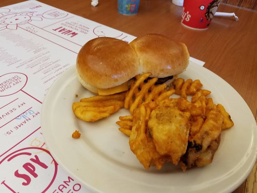 Friendlys | restaurant | 1700 Burrstone Rd, New Hartford, NY 13413, USA | 3157334508 OR +1 315-733-4508