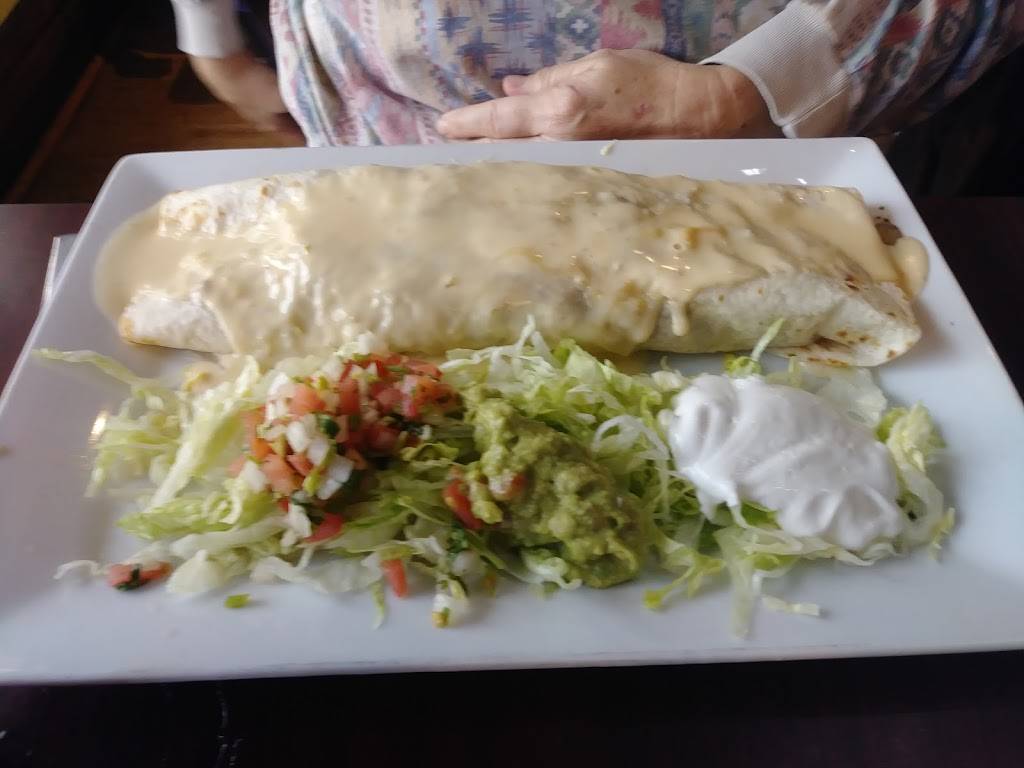 El Rey Azteca | restaurant | 3525, 309 E 3rd St, Bloomington, IN 47401, USA | 8126501046 OR +1 812-650-1046