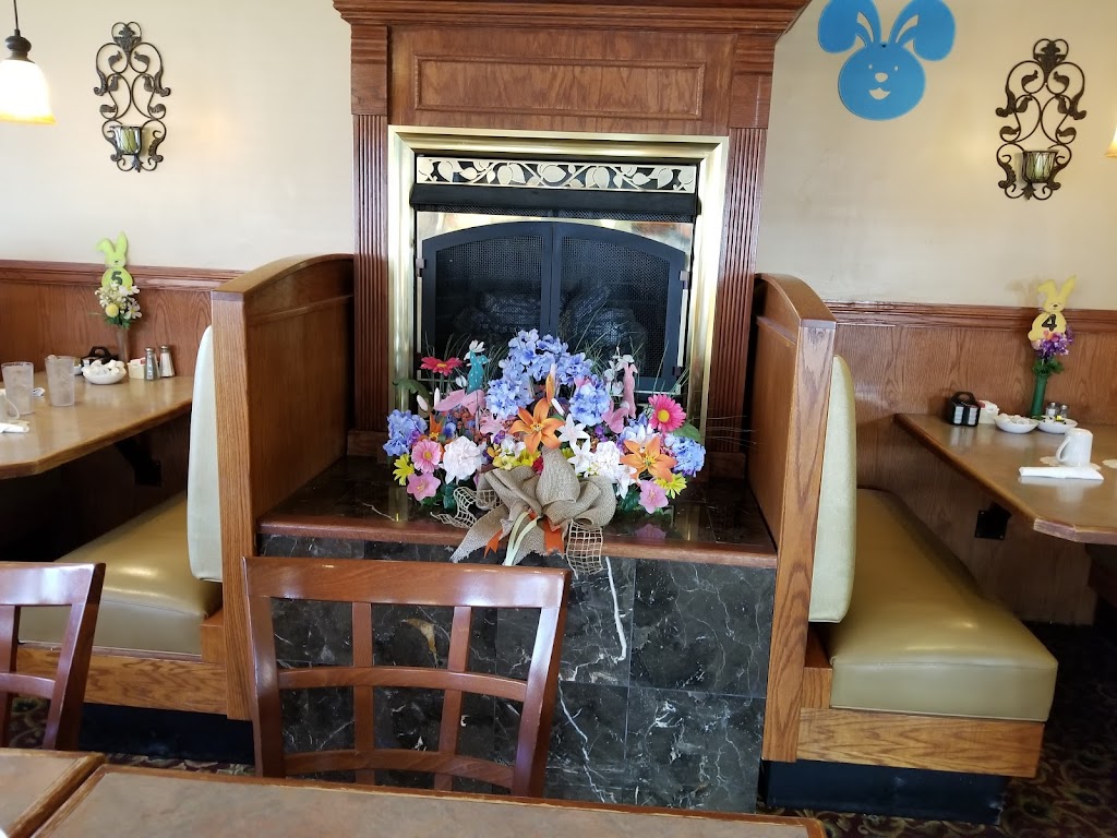 Star 34 Cafe | restaurant | 336 W Church St, Sandwich, IL 60548, USA | 8157869944 OR +1 815-786-9944