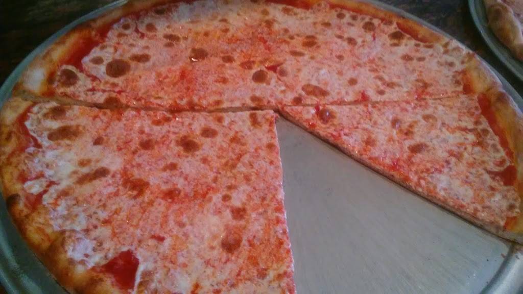 Rosarios | restaurant | 36 Lincoln Ave, Roslyn Heights, NY 11577, USA | 5168016020 OR +1 516-801-6020