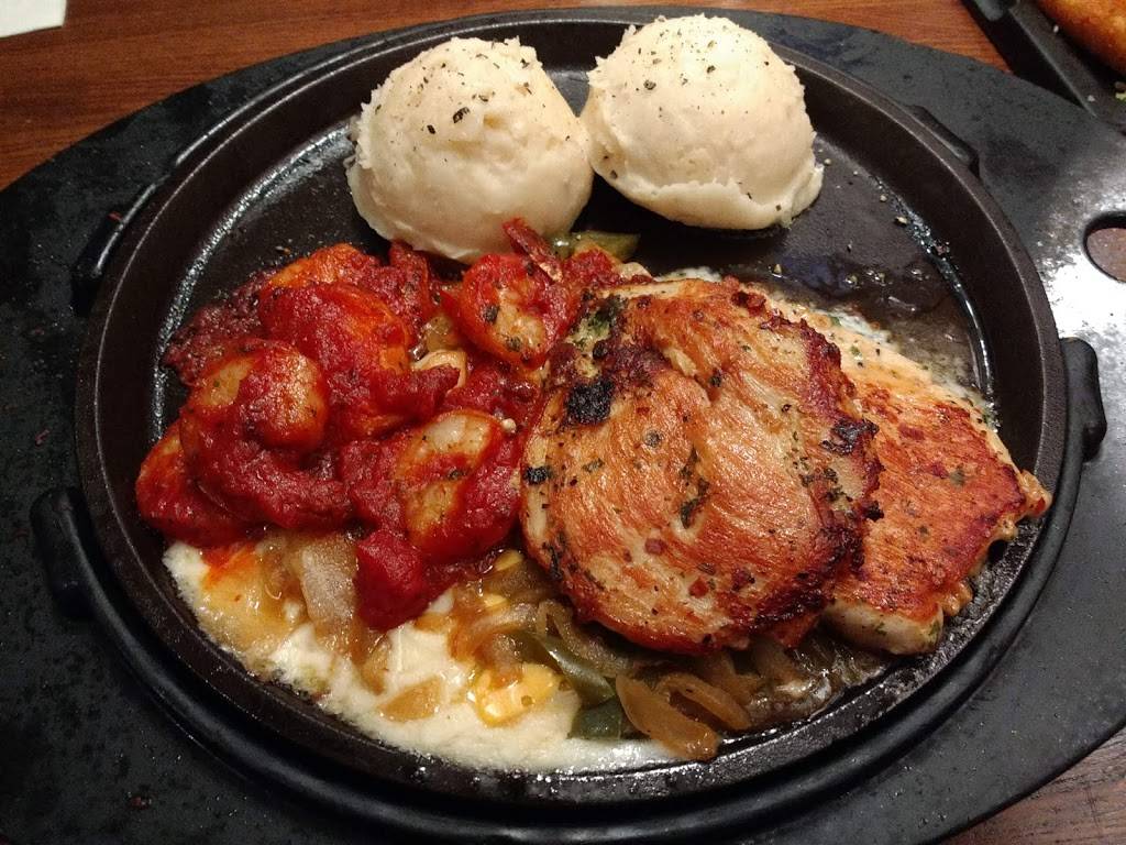 TGI Fridays | restaurant | 12895 Gulf Fwy, Houston, TX 77034, USA | 2814810932 OR +1 281-481-0932