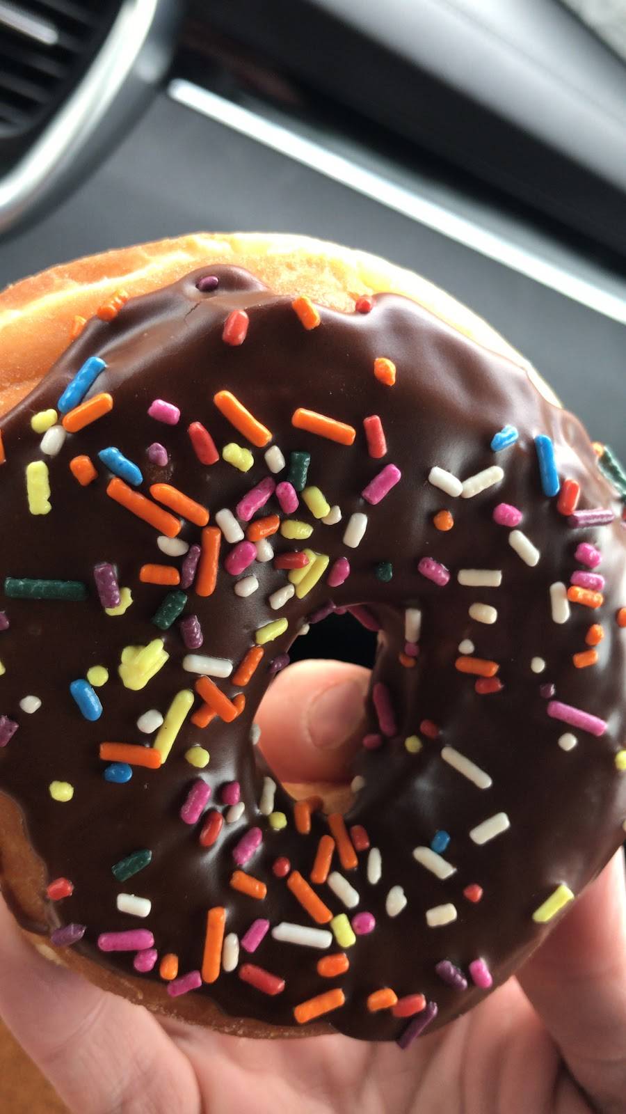 Dunkin | bakery | 1662 NE Pine Island Rd, Cape Coral, FL 33909, USA | 2392422638 OR +1 239-242-2638