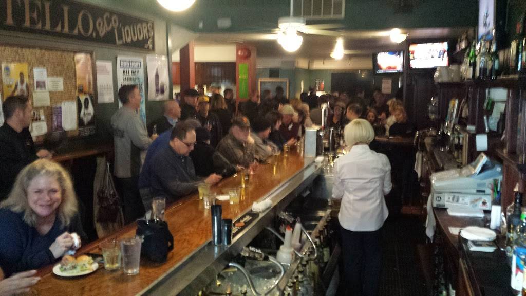 McGees | restaurant | 1645 Park St, Alameda, CA 94501, USA | 5105223470 OR +1 510-522-3470