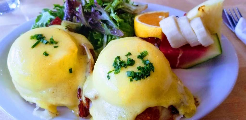 Starving Artist | restaurant | 1078 St Clair Ave W, Toronto, ON M6E 1A5, Canada | 4169017479 OR +1 416-901-7479