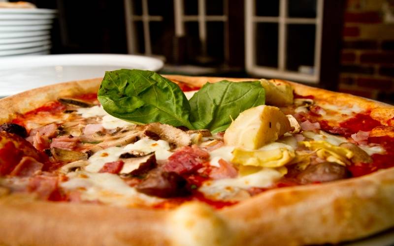 Bella Napoli Pizzeria | restaurant | 1200 Villa Pl #206, Nashville, TN 37212, USA | 6158911387 OR +1 615-891-1387