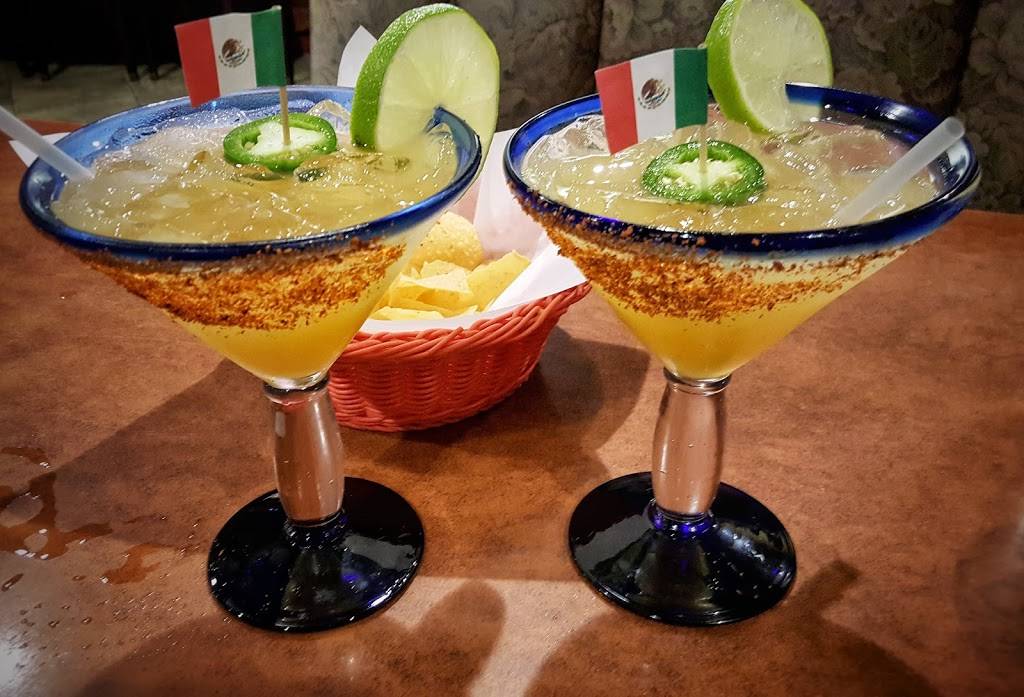 San Lorenzo Mexican Restaurant & Cantina | restaurant | 3202 Marina Bay Dr G, Kemah, TX 77565, USA | 2815354776 OR +1 281-535-4776