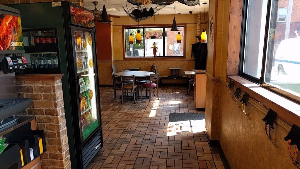 Subway | restaurant | 2144 Broadview Rd, Cleveland, OH 44109, USA | 2163517282 OR +1 216-351-7282