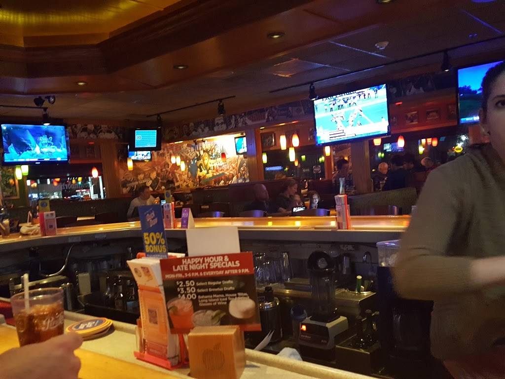 Applebees Grill + Bar | restaurant | 628 S Main St, North Syracuse, NY 13212, USA | 3154525670 OR +1 315-452-5670