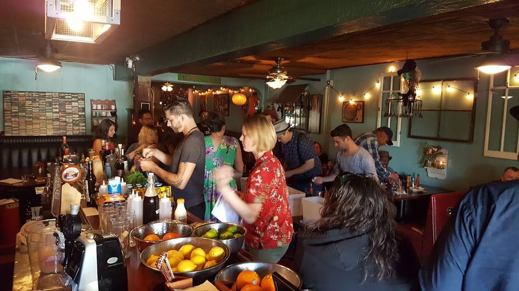 The Front Porch | restaurant | 65 29th St, San Francisco, CA 94110, USA | 4156957800 OR +1 415-695-7800