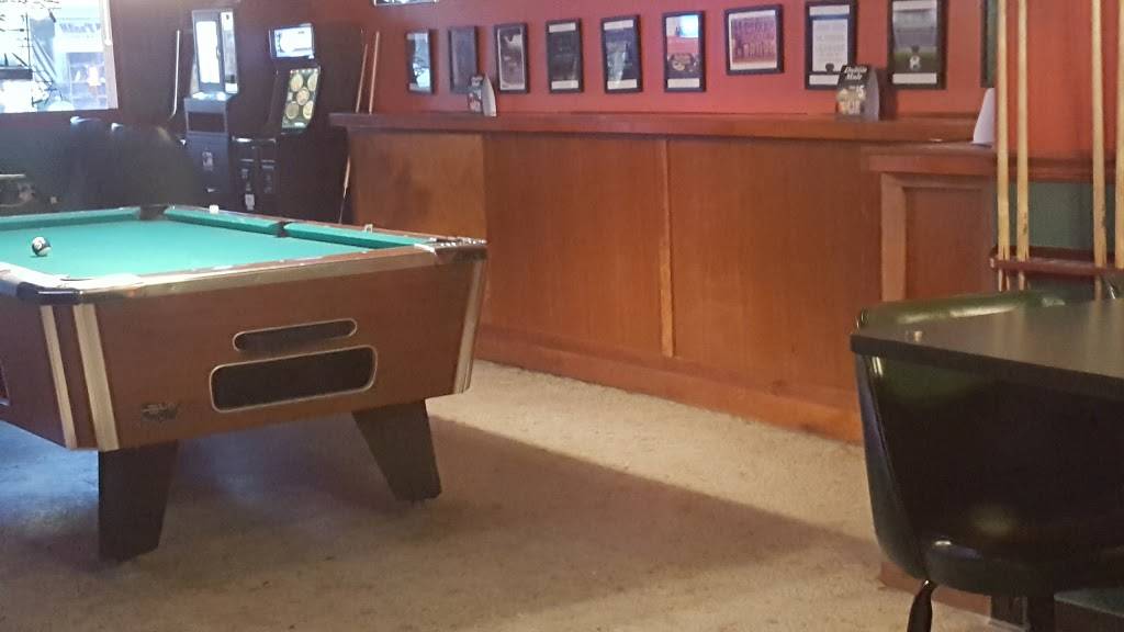 Morans Pub | restaurant | 912 Milwaukee Ave, South Milwaukee, WI 53172, USA | 4149020148 OR +1 414-902-0148