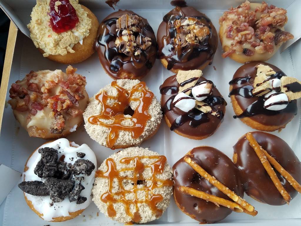 Peace Love & Little Donuts of Myrtle Beach | bakery | 3020 Nevers St, Myrtle Beach, SC 29577, USA | 8432327598 OR +1 843-232-7598