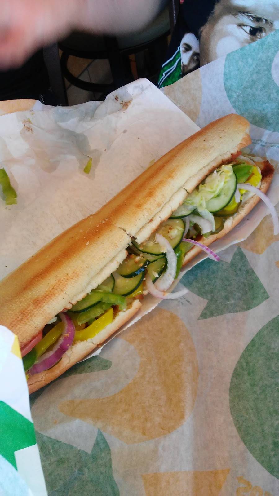 Subway | restaurant | 5047 W Olive Ave, Glendale, AZ 85302, USA | 6239150054 OR +1 623-915-0054