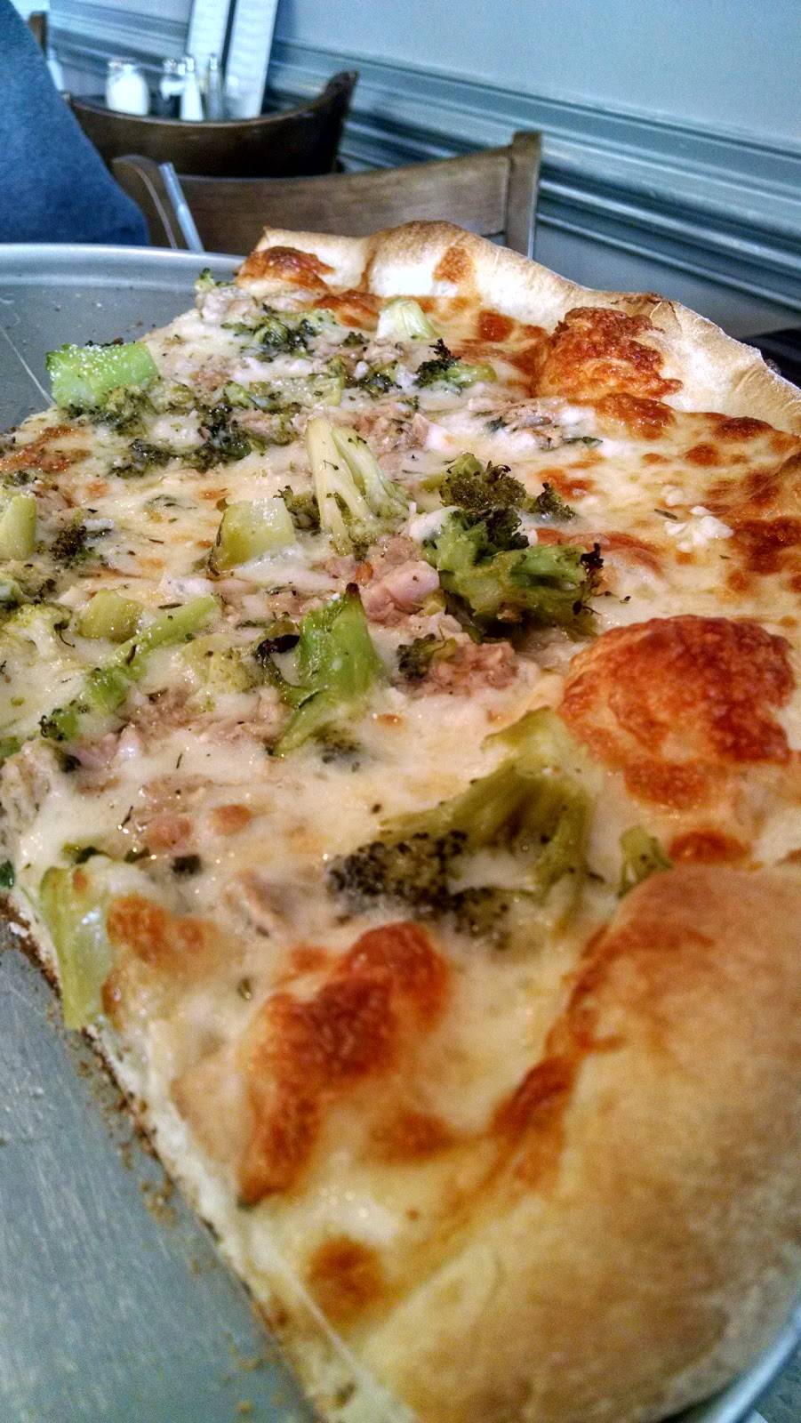 Capriccio Pizza and Italian Restaurant | restaurant | 9611 Brookdale Dr, Charlotte, NC 28215, USA | 7045965454 OR +1 704-596-5454