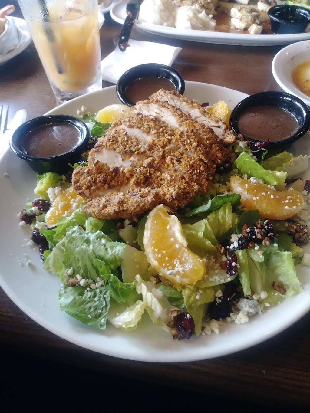 TGI Fridays | restaurant | 1039 Interstate Pkwy, Akron, OH 44312, USA | 3306448443 OR +1 330-644-8443