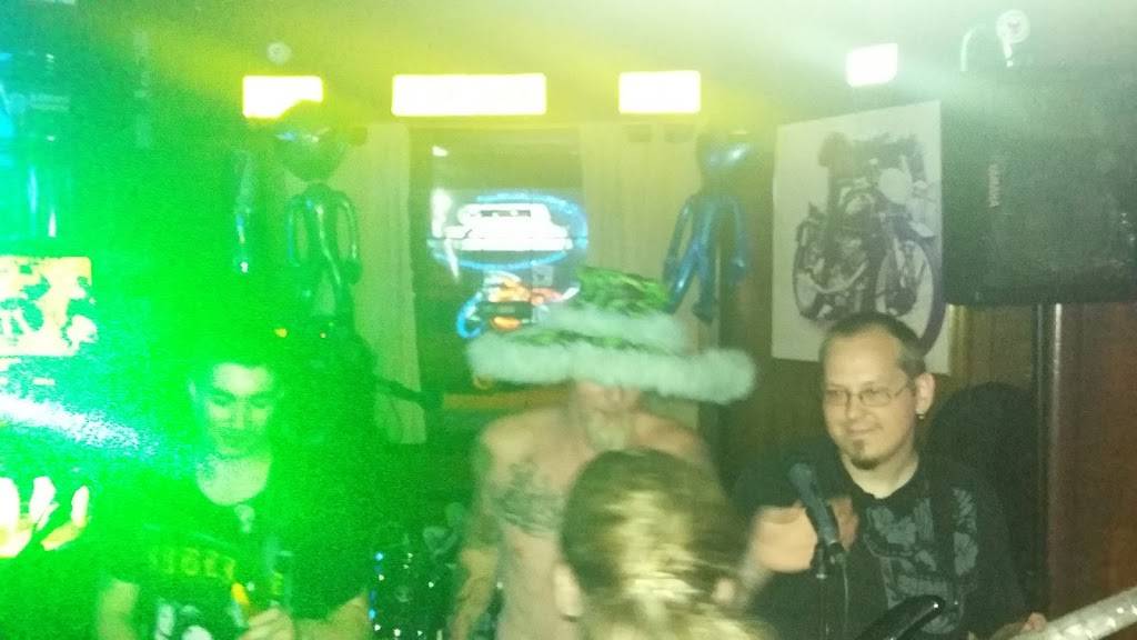 Village Tavern | restaurant | 146 1st St NE, Massillon, OH 44646, USA | 3308375894 OR +1 330-837-5894