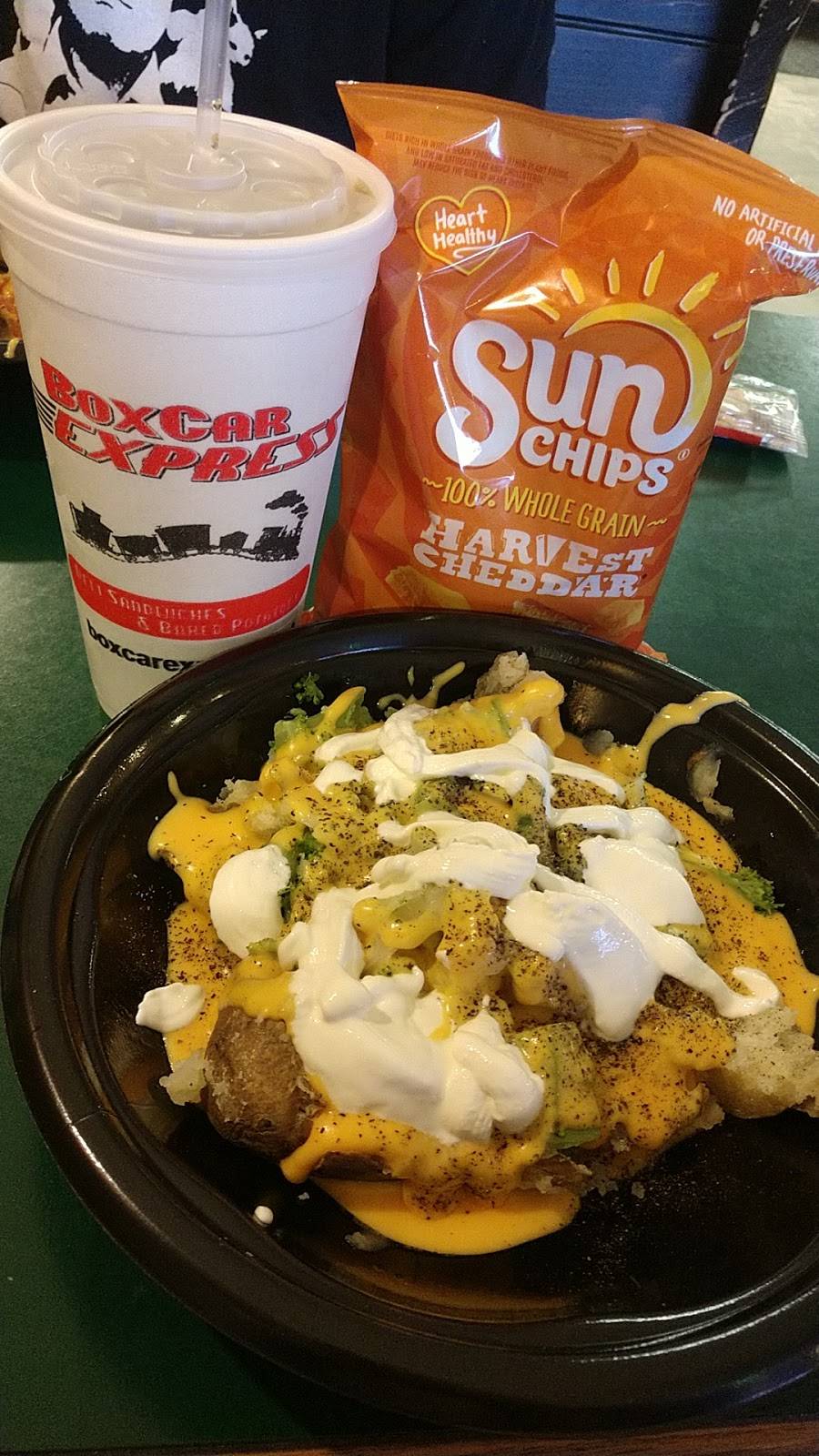 Liebers Boxcar Express | meal takeaway | 1974 N Henderson St, Galesburg, IL 61401, USA | 3093434626 OR +1 309-343-4626