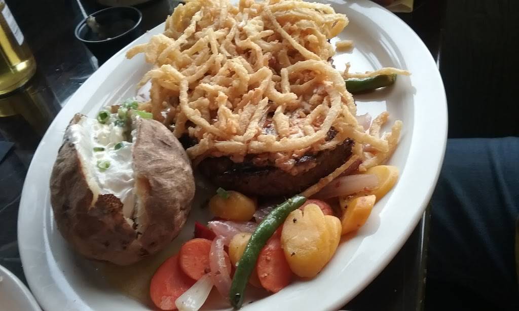 Tanners Lakeside Restaurant & Bar | restaurant | 1006 Lake Howard Dr SW, Winter Haven, FL 33880, USA | 8636625948 OR +1 863-662-5948