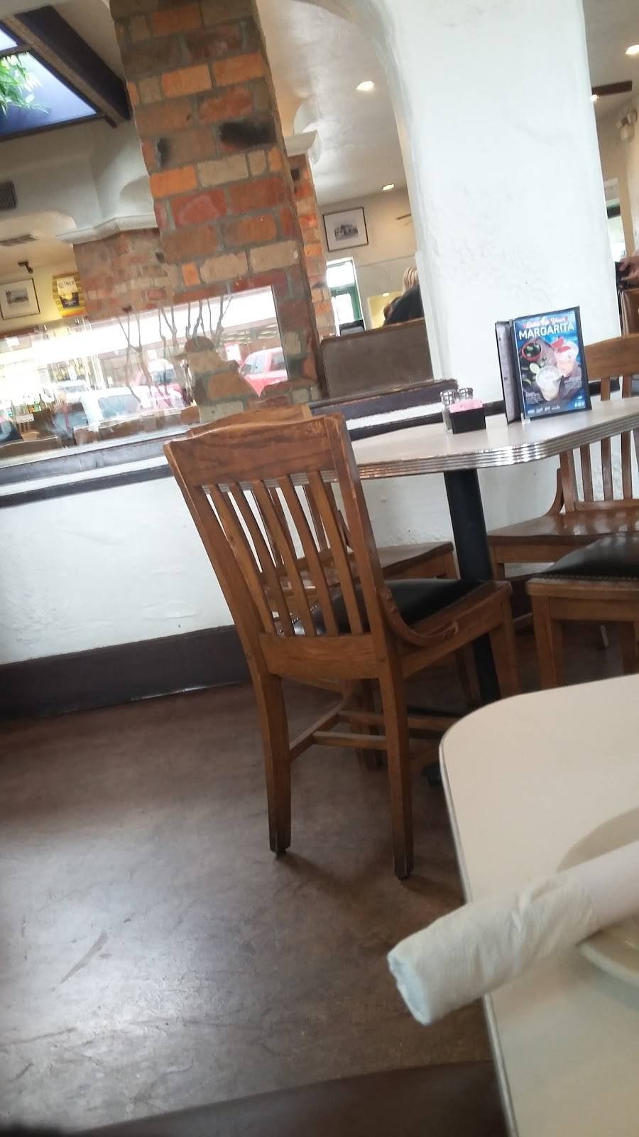 El Chico Cafe | restaurant | 503 Interstate Hwy 30, Rockwall, TX 75087, USA | 9727718814 OR +1 972-771-8814