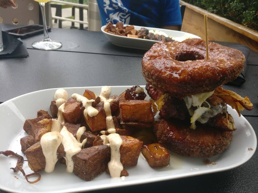 The Stubborn Mule | restaurant | 100 S Eola Dr #103, Orlando, FL 32801, USA | 4077303400 OR +1 407-730-3400