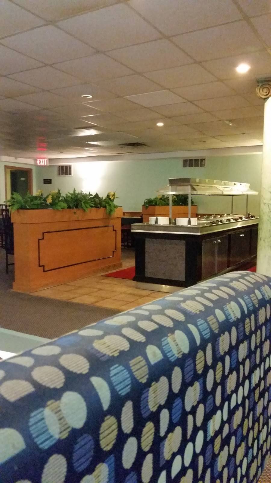 Royal City Restaurant & Tavern | restaurant | 241 Edinburgh Rd N, Guelph, ON N1H 5S2, Canada | 5198223601 OR +1 519-822-3601