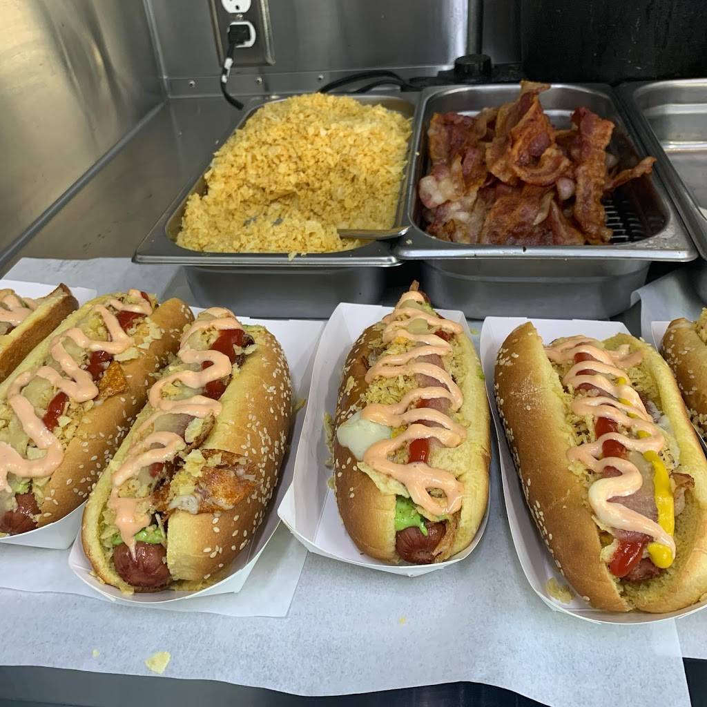 vivis gourmet | restaurant | 7219 Wilbur Ave, Reseda, CA 91335, USA | 8184626951 OR +1 818-462-6951