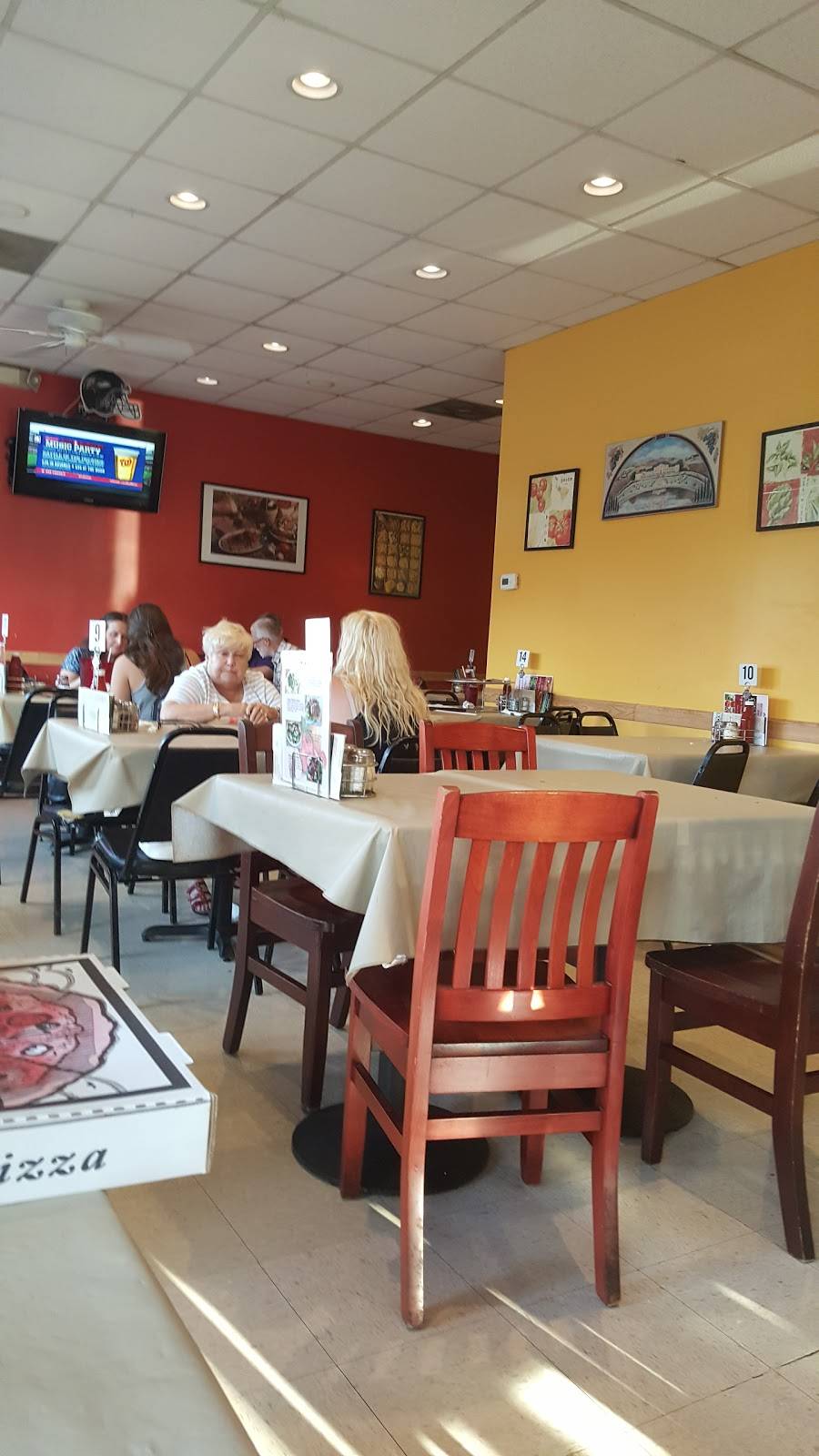 Carmelos | meal takeaway | 419 S Camp Meade Rd, Linthicum Heights, MD 21090, USA | 4106846868 OR +1 410-684-6868