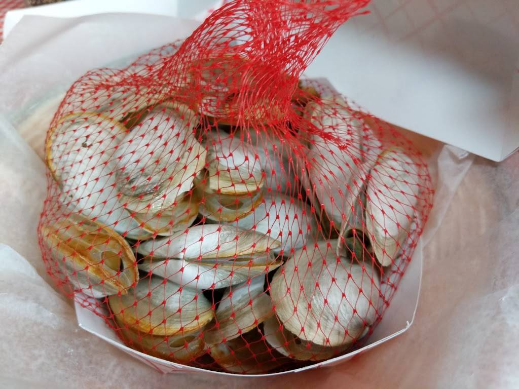 Moby Dicks Restaurant | restaurant | 3225 US-6, Wellfleet, MA 02667, USA | 5083499795 OR +1 508-349-9795