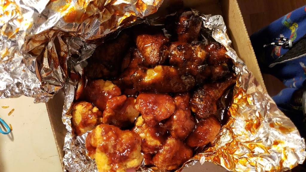 Papa Johns Pizza | restaurant | 2221 S Wayne Rd, Westland, MI 48186, USA | 7344677272 OR +1 734-467-7272