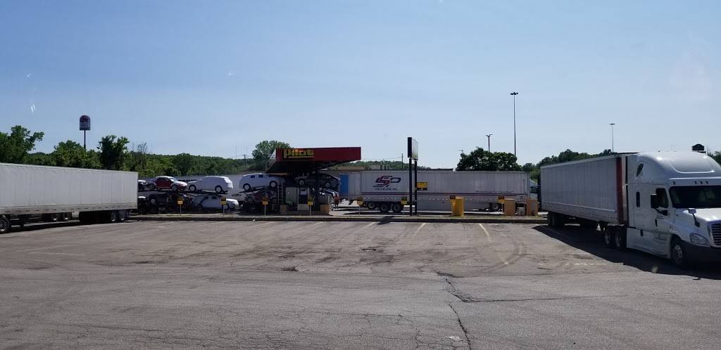 Pilot Travel Center | restaurant | 8035 Perry Hwy, Erie, PA 16509, USA | 8148648536 OR +1 814-864-8536