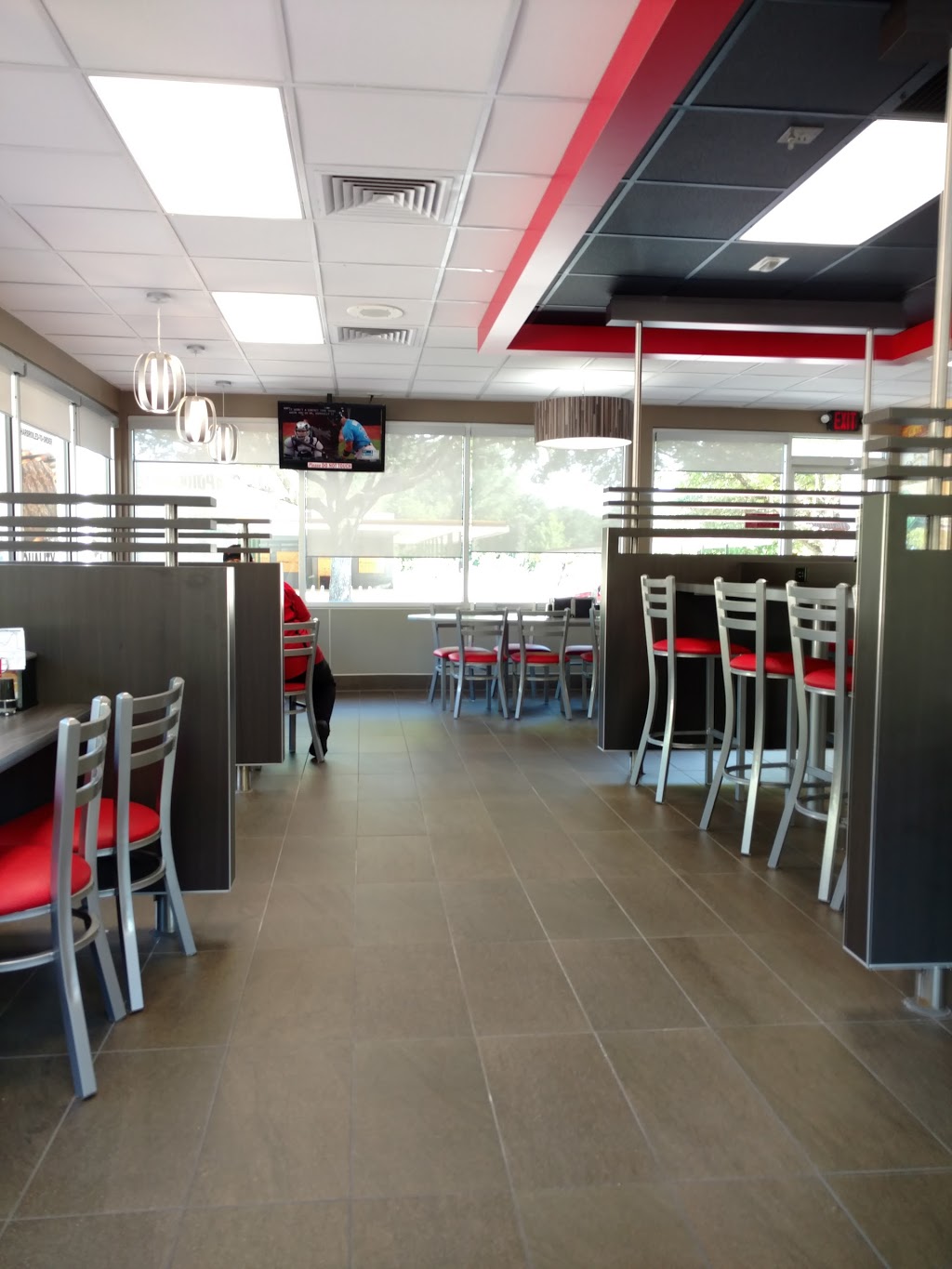 Hardees | restaurant | 5818 N Monroe St, Tallahassee, FL 32303, USA | 8505361260 OR +1 850-536-1260