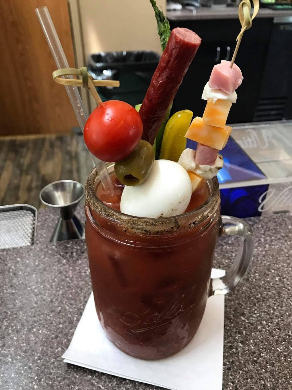 v3 Bar & Grill | restaurant | 2056 Main St, Green Bay, WI 54302, USA | 9205445479 OR +1 920-544-5479