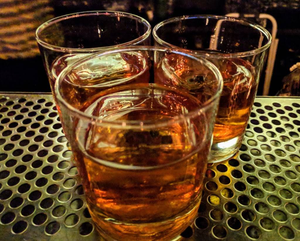 Bookmakers Cocktail Club | restaurant | 31 E Cross St, Baltimore, MD 21230, USA | 4434384039 OR +1 443-438-4039