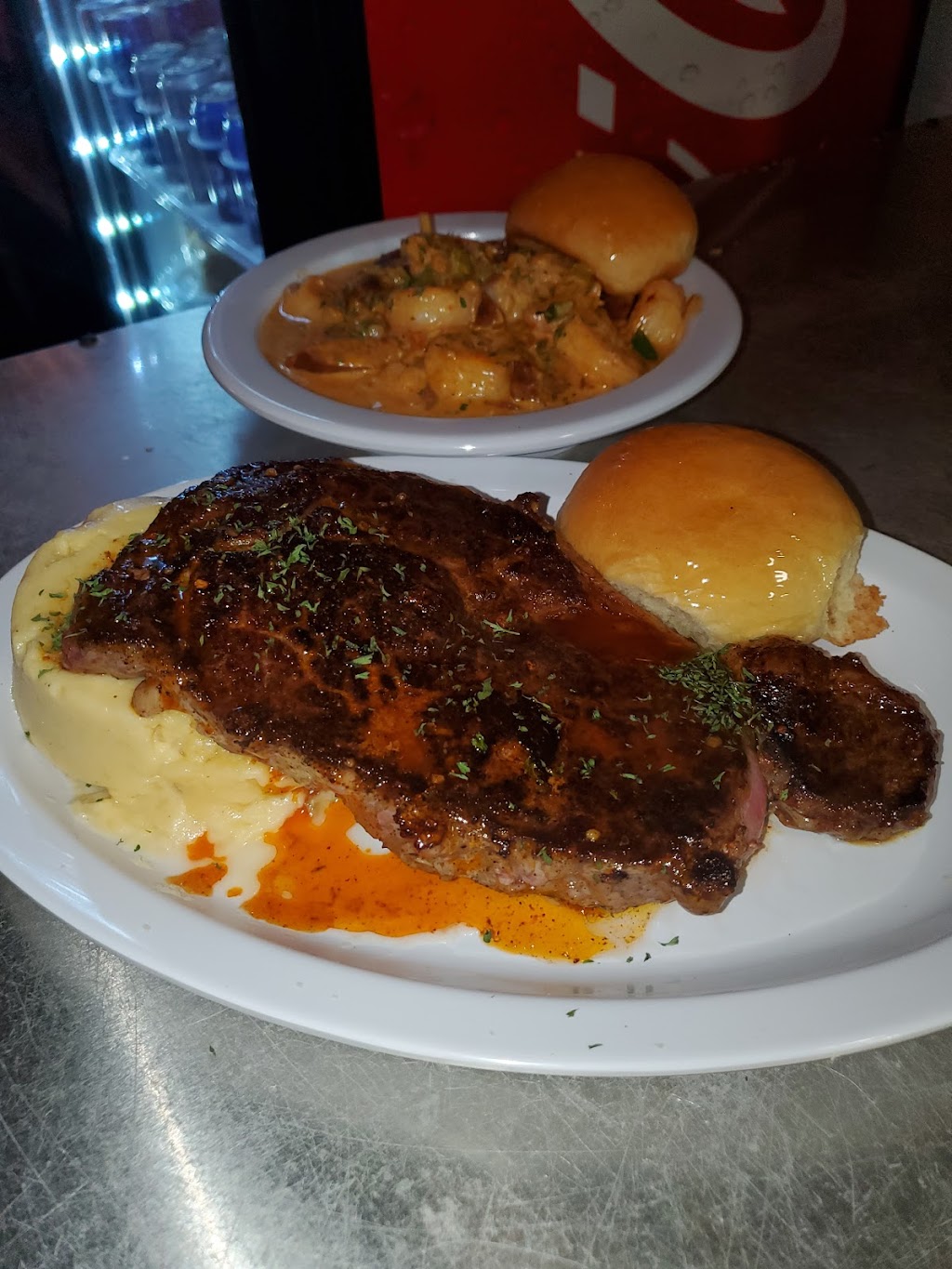 Dragons Den Cafe and Catering | restaurant | 7858 Genoa Rd, Texarkana, AR 71854, USA | 8702161309 OR +1 870-216-1309