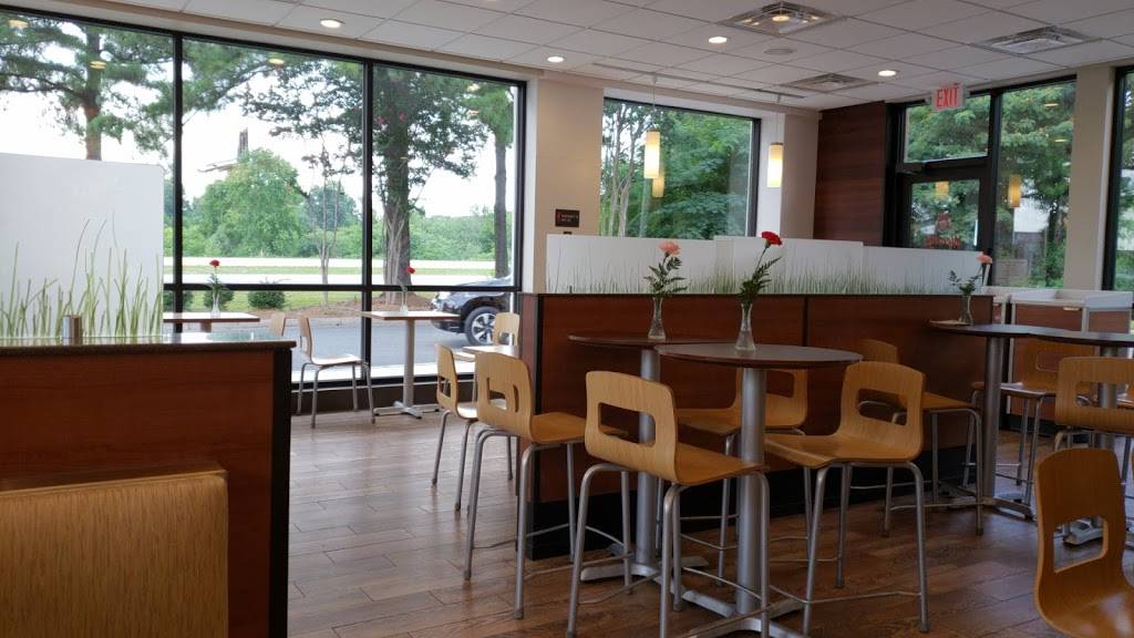 Wendys | restaurant | 2801 Boyer St, Charlotte, NC 28208, USA | 7043942723 OR +1 704-394-2723