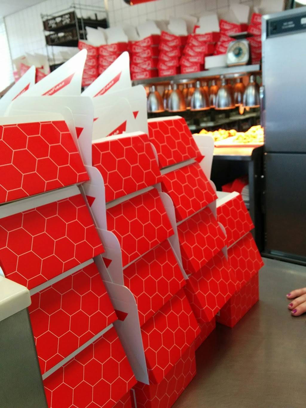 Go Chicken Go | restaurant | 4111 Shawnee Dr, Kansas City, KS 66106, USA | 9137229494 OR +1 913-722-9494