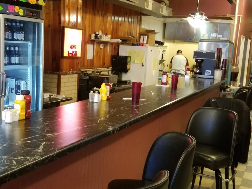 Eagles Nest Grill | restaurant | 101-199 S Washington St, Westfield, IL 62474, USA | 2179675550 OR +1 217-967-5550