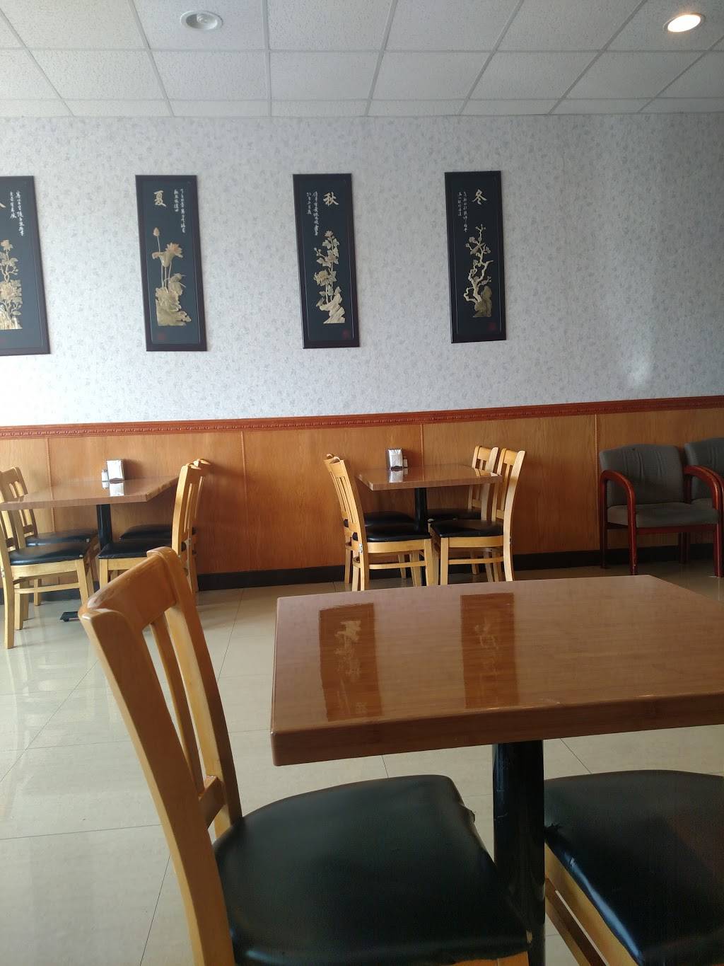 Asian Kitchen | restaurant | 3061 Village Square Dr, Hartland, WI 53029, USA | 2623695678 OR +1 262-369-5678
