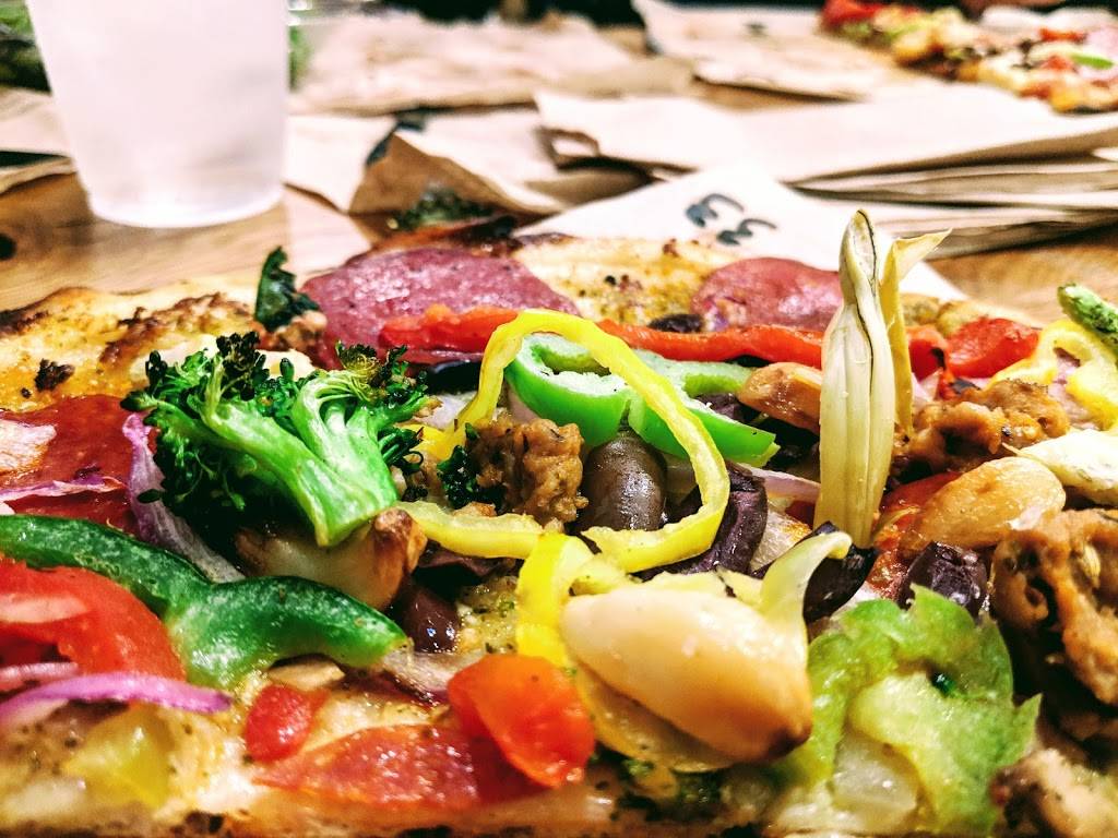 Blaze Pizza | meal takeaway | 715 Betteravia Rd, Santa Maria, CA 93454, USA | 8059041037 OR +1 805-904-1037