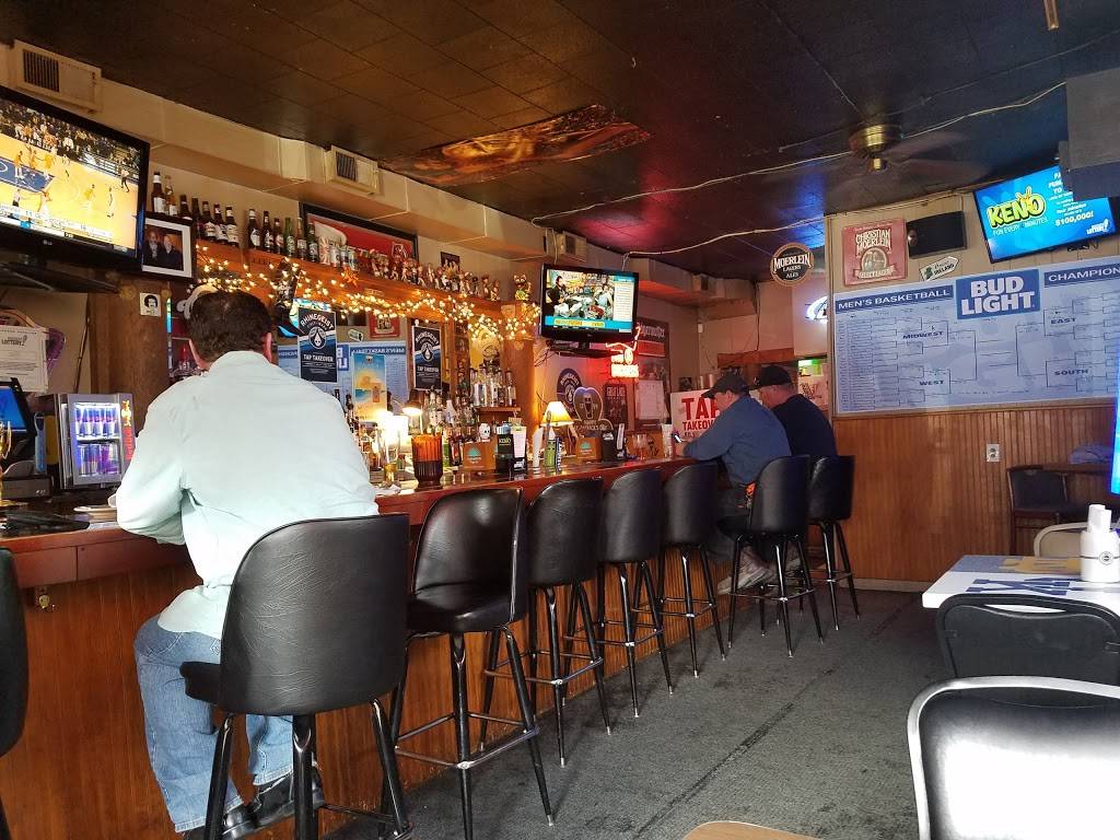 Coachs Corner | restaurant | 317 E 6th St, Newport, KY 41071, USA | 8592612800 OR +1 859-261-2800