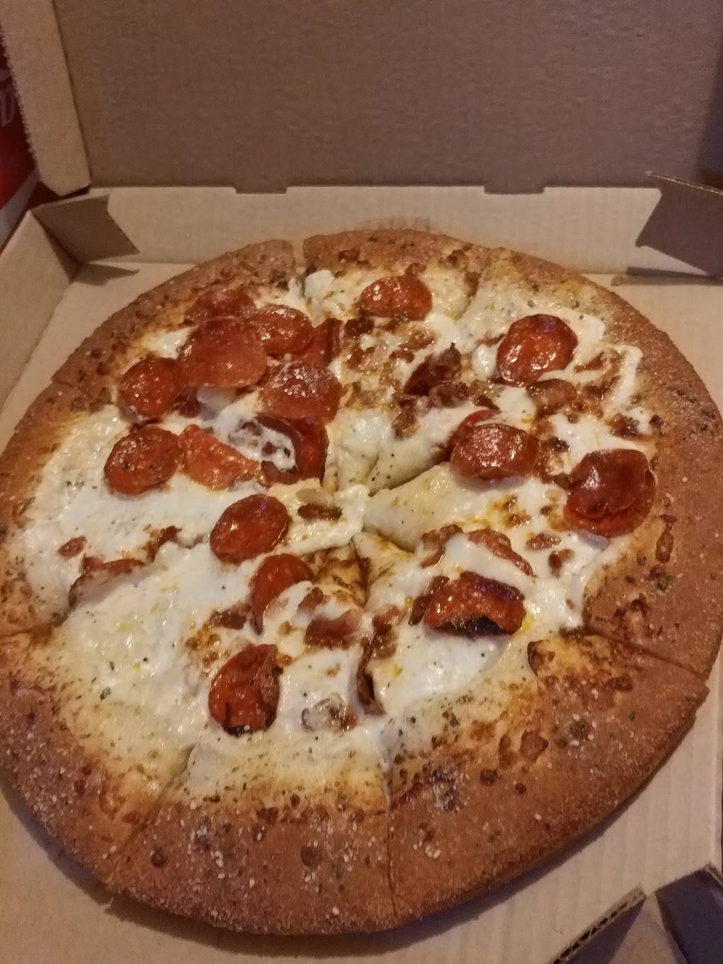 Pizza Hut | meal takeaway | 2802 S Main St, Joplin, MO 64804, USA | 4176251416 OR +1 417-625-1416