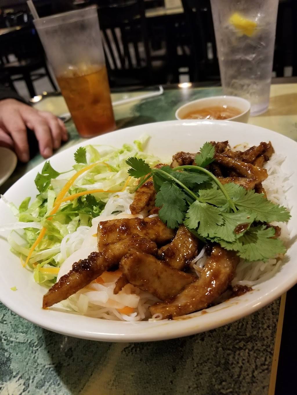 Pho Saigon | restaurant | 1739 Maybank Hwy, Charleston, SC 29412, USA | 8439744732 OR +1 843-974-4732