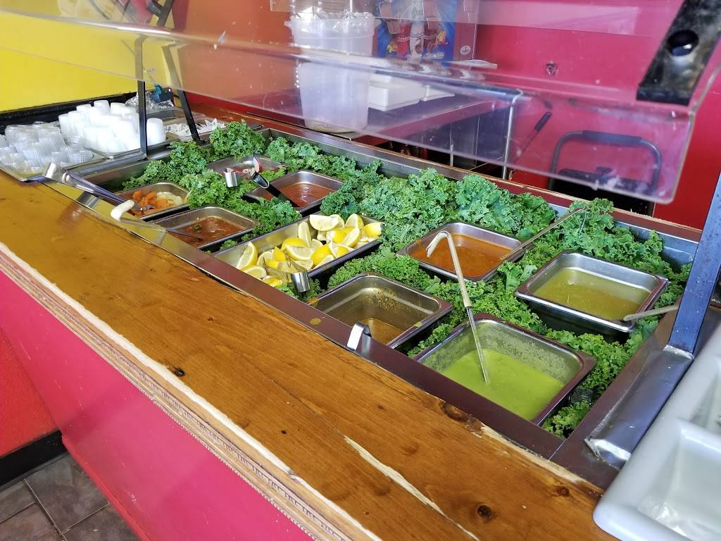 La Fonda Taqueria Y Mariscos | restaurant | 3216 Niles St, Bakersfield, CA 93306, USA | 6618739137 OR +1 661-873-9137