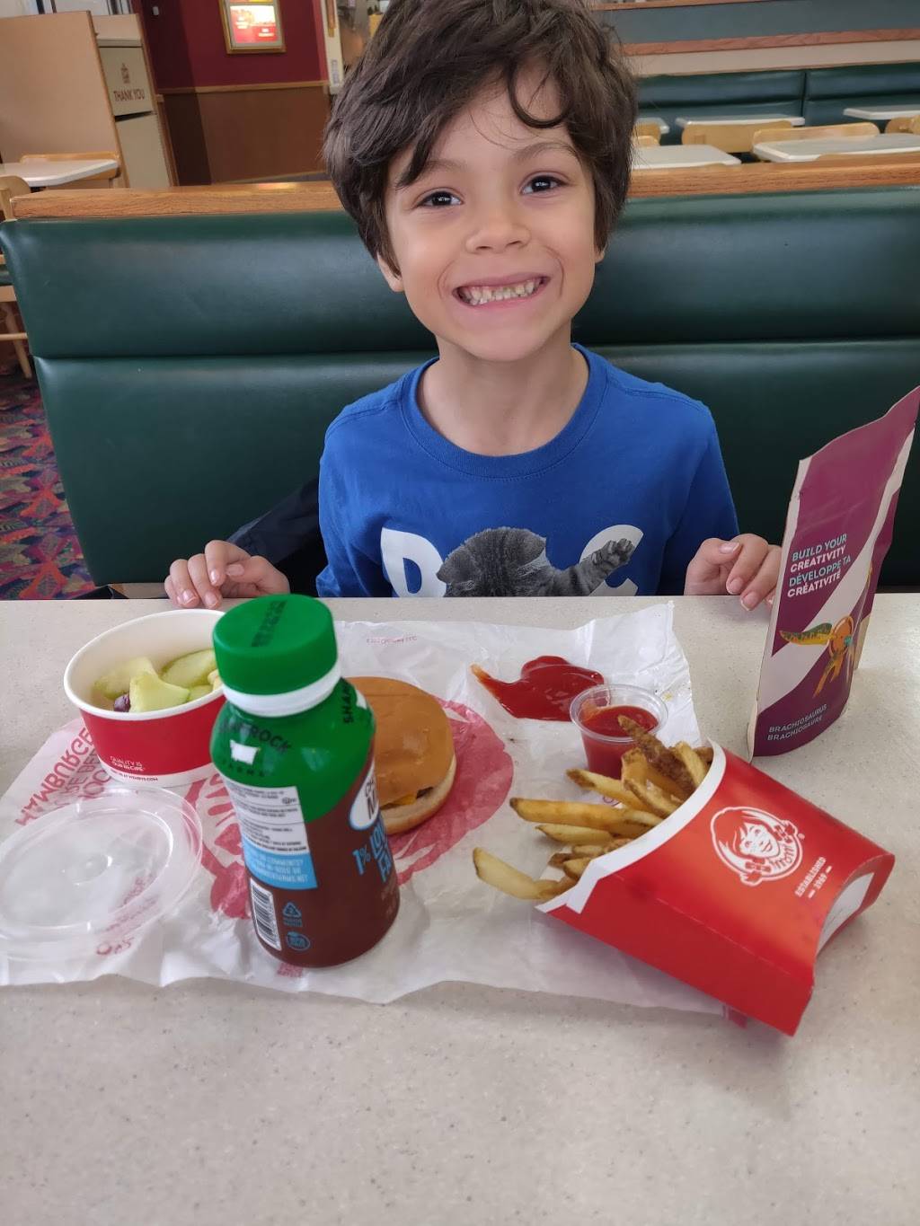 Wendys | restaurant | 4045 Grange Hall Rd, Holly, MI 48442, USA | 2486344587 OR +1 248-634-4587