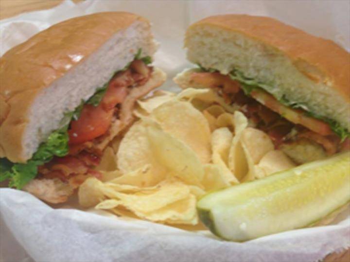 Delinos Deli & Bakery | bakery | 319 E Main St, Galesburg, IL 61401, USA | 3093423372 OR +1 309-342-3372