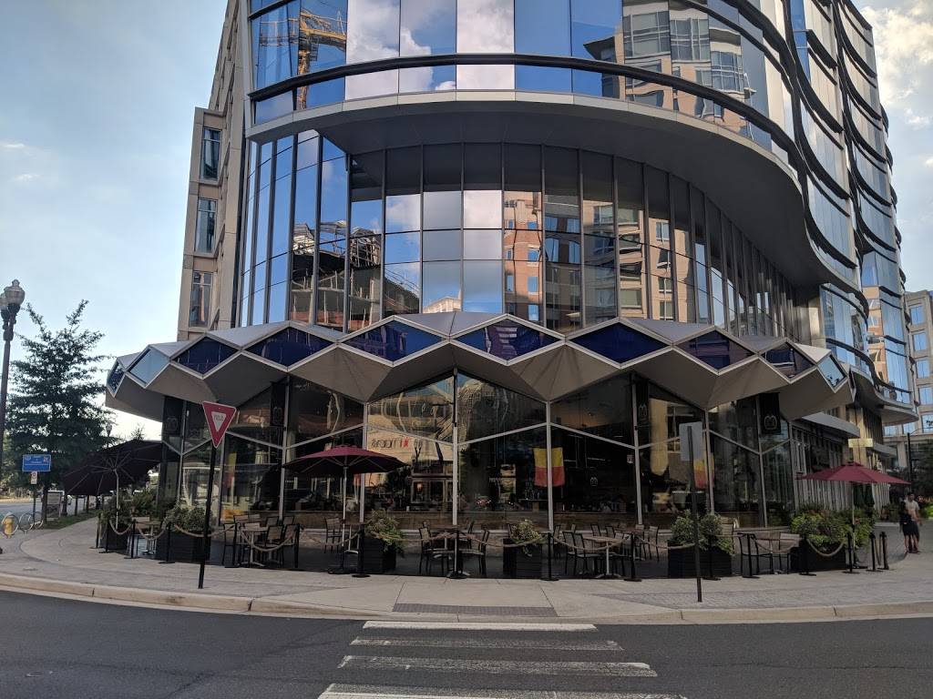 Mussel Bar & Grille | restaurant | 800 N Glebe Rd, Arlington, VA 22203, USA | 7038412337 OR +1 703-841-2337